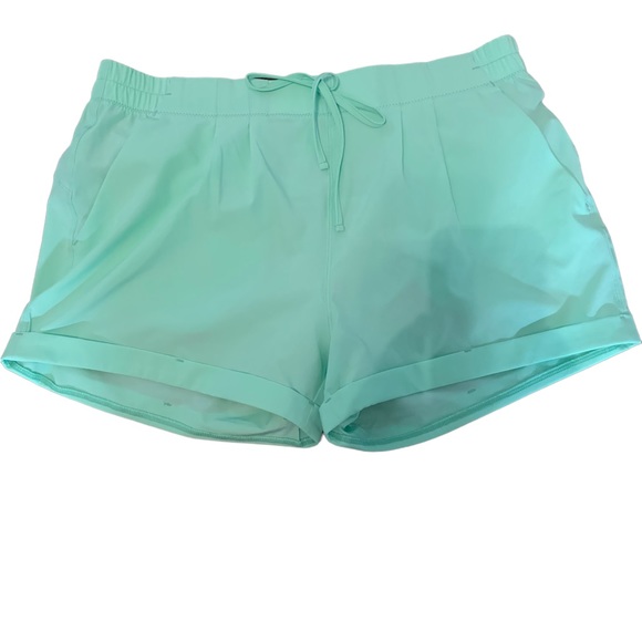 Zyia honeydew summer shorts - Picture 1 of 6
